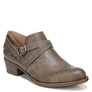 Life Stride Adley booties size 8.5 Wide New